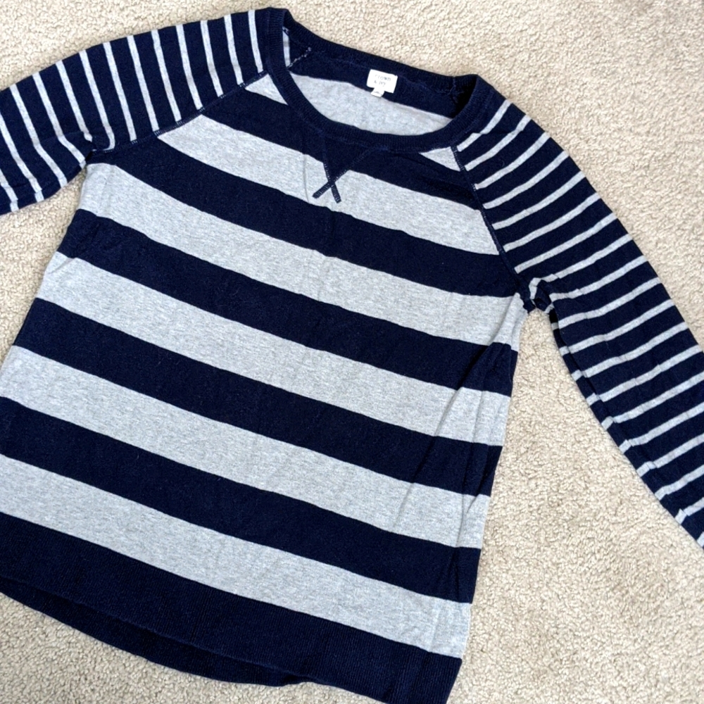 Crown and Ivy Grey and Navy Stripe Raglan Sweater
